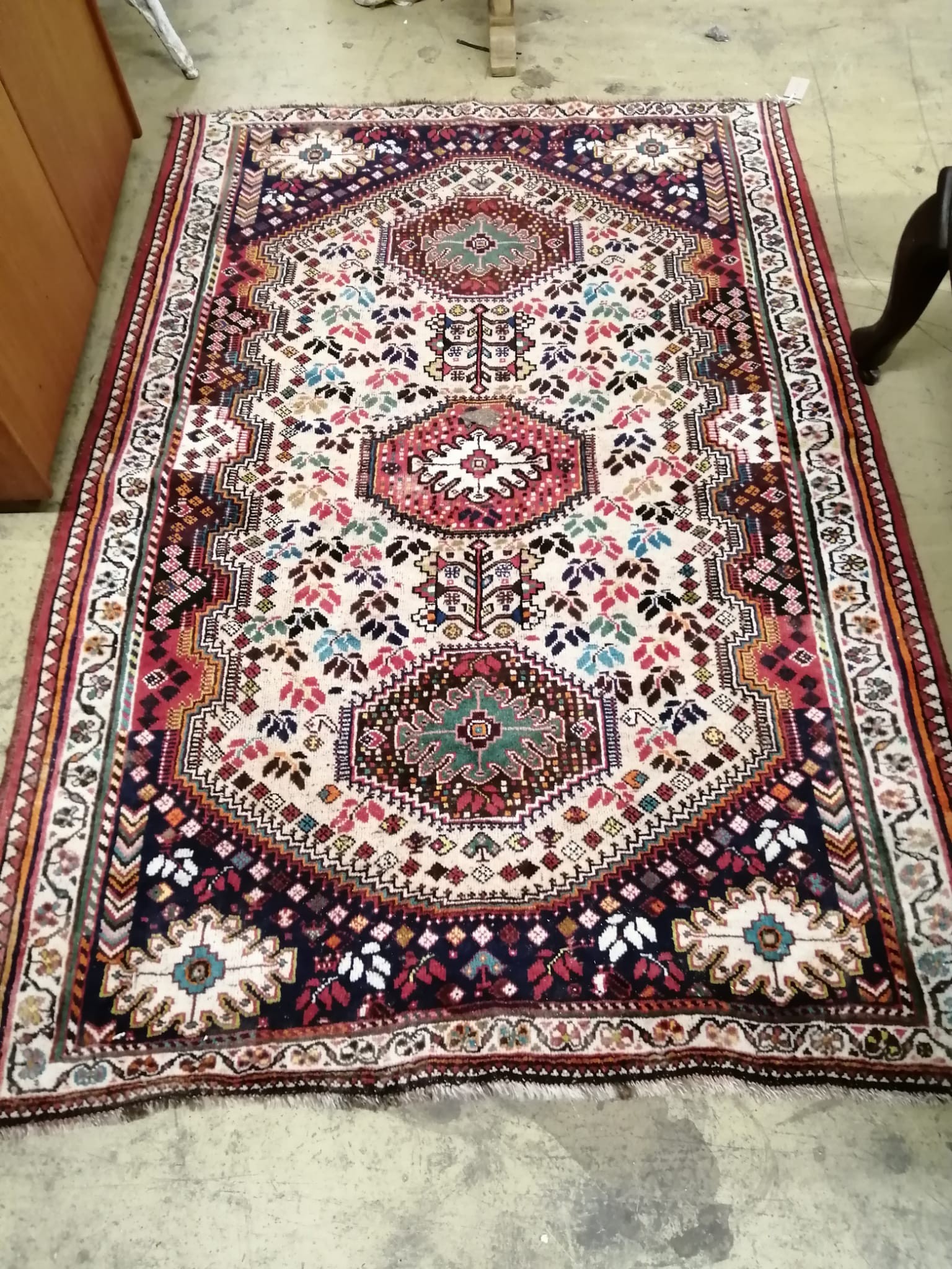 A Hamadan rug, 170 x 119cm
